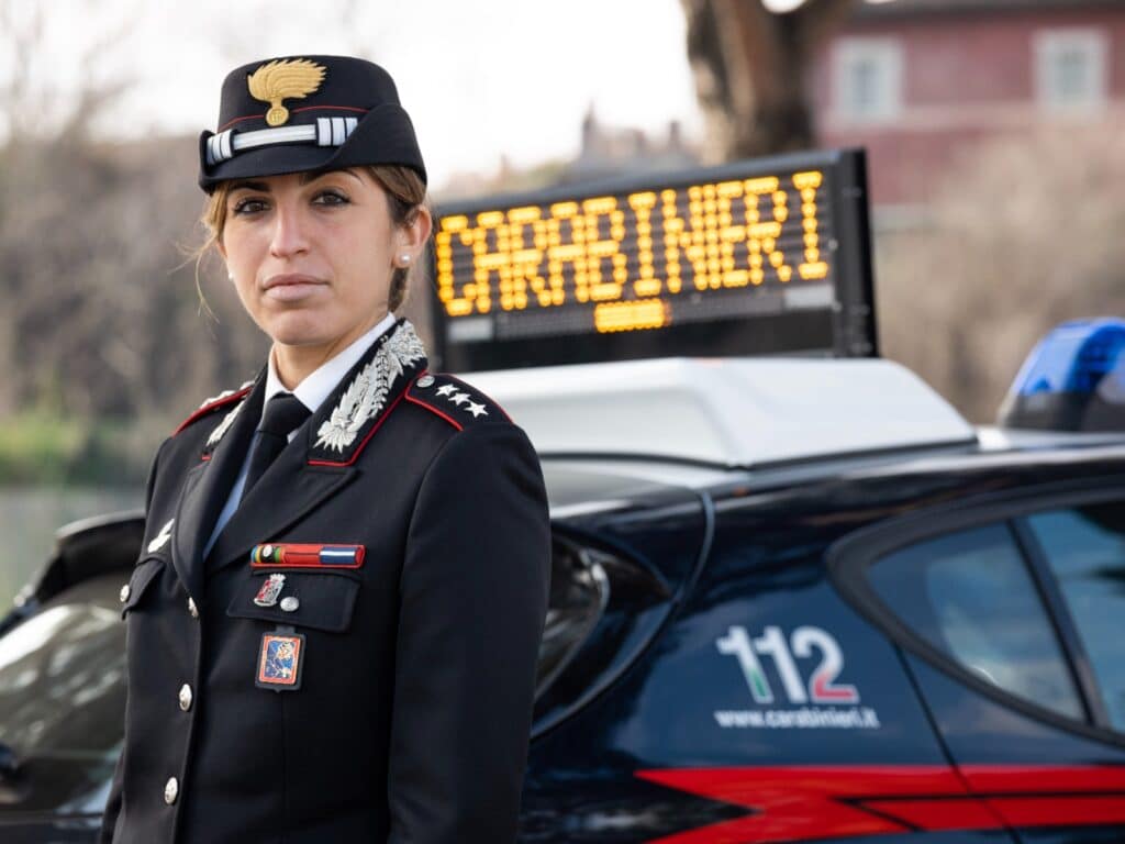 Carabinieri, concorso per il reclutamento di 65 allievi ufficiali