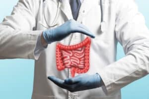 Tumore al colon, test gratuito esteso in Romagna anche tra i 70 e 74 anni