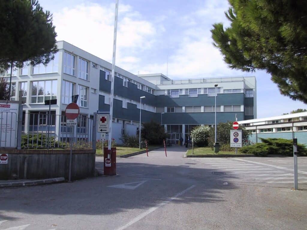Guasto ai telefoni dell’ospedale Marconi: “In mattinata le linee torneranno attive”
