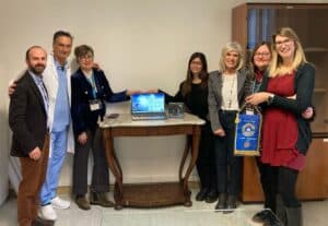 Le donne del Rotary di Cesenatico donano un computer per la gestione dei pazienti con SLA