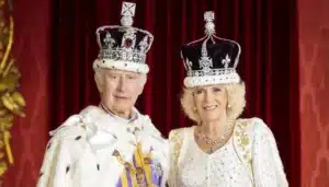 A Ravenna arrivano Carlo e Camilla, scuole chiuse e stop ai corrieri di Amazon
