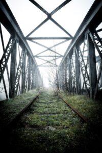 Un suicidio a Castel San Pietro manda in tilt la circolazione ferroviaria