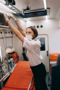 Il ticket sulle ricette non basta: in estate ambulanze senza infermieri