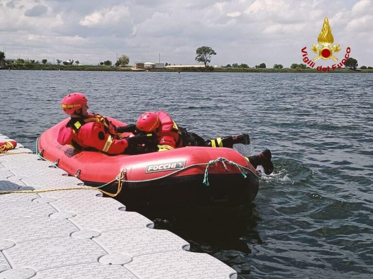 Estate sicura in mare: operativi i presidi nautici dei Vigili del Fuoco a Cesenatico