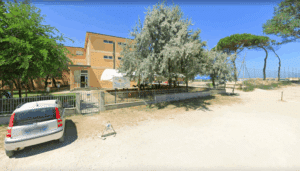 Il Comune di Novara mette in vendita la colonia di via Diaz
