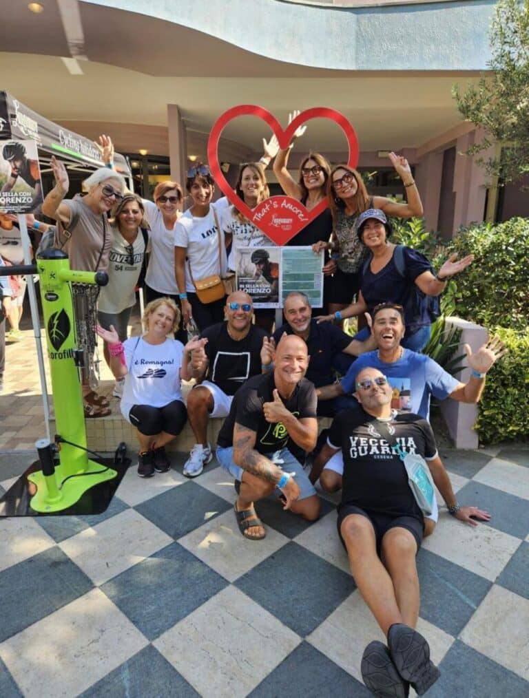 “In sella con Lorenzo”, via Fermi chiusa al traffico per accogliere i ciclisti