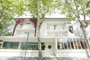 Nuova asta per due hotel della Riviera: per l’ex “Splendid” ci vogliono 670mila euro