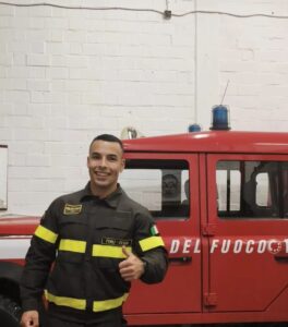 I pompieri salutano Raphael Abbondanza: orgoglio e un pizzico di nostalgia