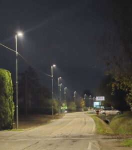 Illuminazione completata lungo la via Vetreto 