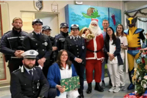 Solidarietà al “Bufalini”, la Municipale porta i doni ai piccoli pazienti