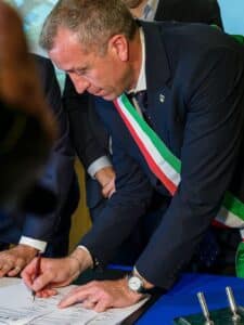 Cervia, si dimette il sindaco Mattia Missiroli. Nuove elezioni a primavera?