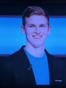 Sergio, 19 anni da Cesenatico: alla Ruota della Fortuna “tradito” dal maiale 