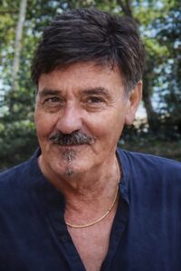 Tre anni dopo il tragico incidente, Gatteo Mare dice addio a Gino “Bici” Toni