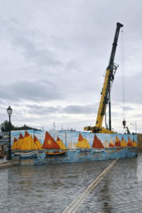 Ponte del Gatto, palizzate del cantiere poco decorose: la proposta dei cittadini