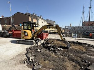 Ponte del Gatto a buon punto: arrivano le travi