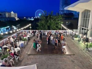 Il dancing “La Caravella” torna a rivivere su la terrazza del Palazzo del Turismo 