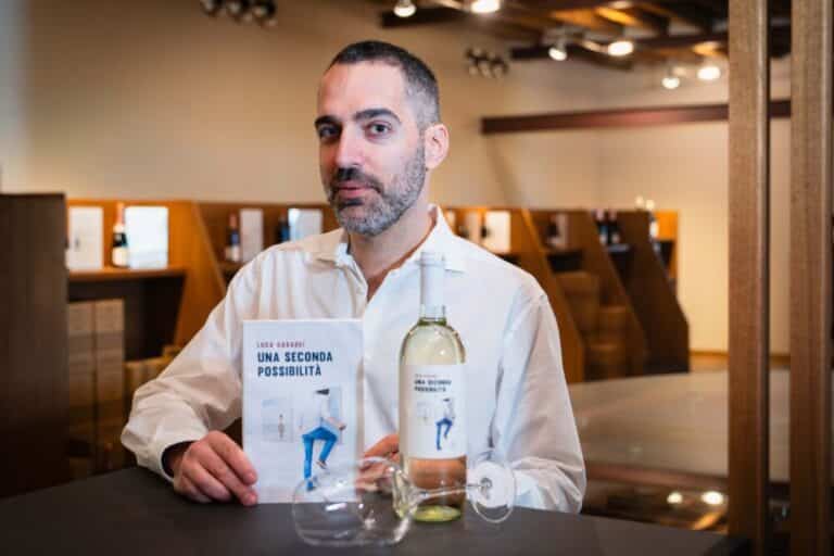 Il thriller ambientato a Cesenatico conquista il Premio Giallo Trasimeno