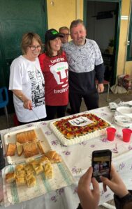 Cesenatico ha ricordato Michel: in campo (sotto la pioggia) amici e familiari