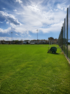 Si cerca un (nuovo) gestore per il campo da calcio di Villalta