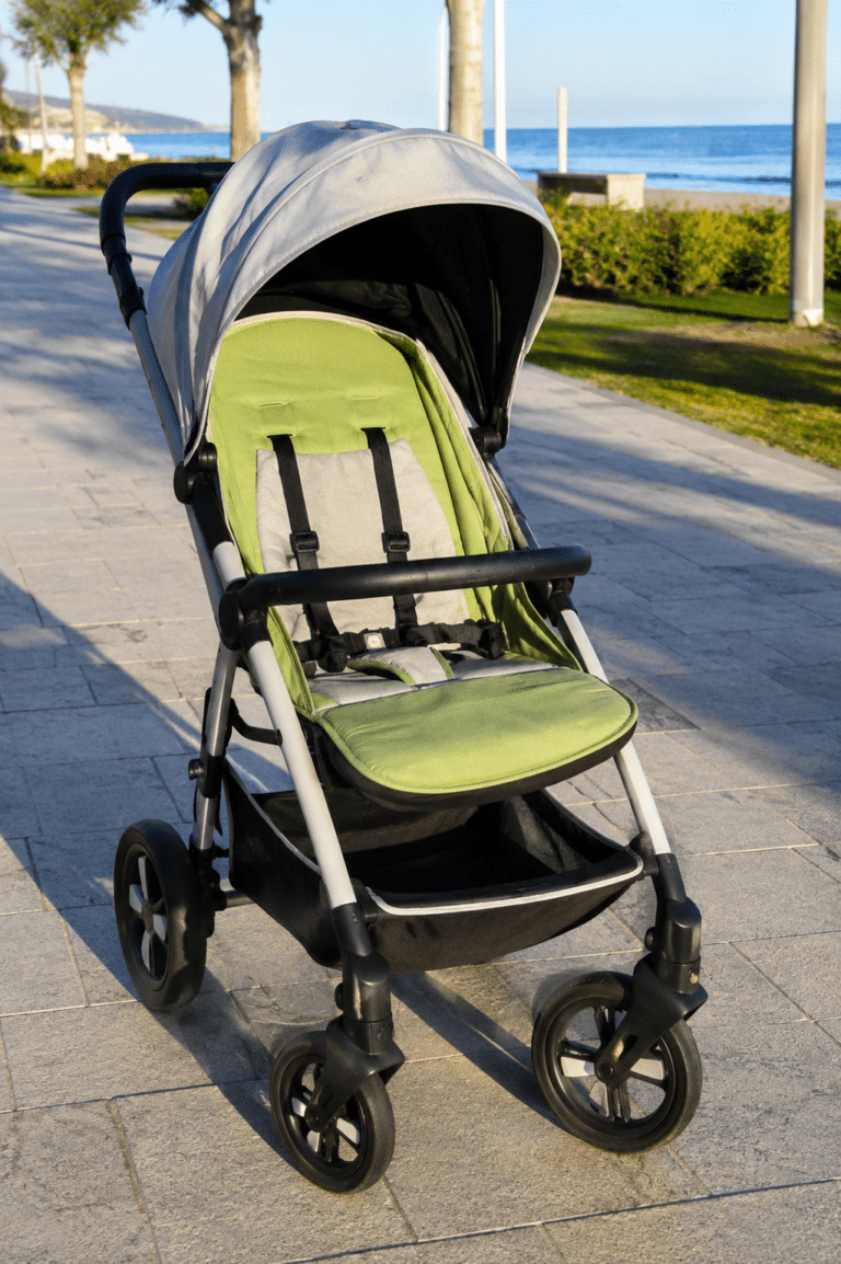 Perchè il furto di un passeggino ci toglie ogni speranza