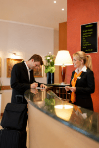 Nasce “Adac Staff Benefit”: sconti e servizi per chi lavora negli hotel di Cesenatico