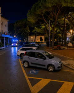 Disabile trovato a terra in centro: esclusa l’aggressione, è stato colto da un grave malore