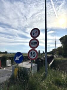 Ponte di Via Fenili, subito i primi disagi: acqua assente o torbida nelle case