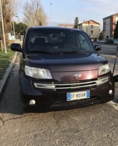 “Mi hanno rubato l’auto con dentro tutta la nostra vita”: l’appello di una mamma dopo il furto a Cesenatico