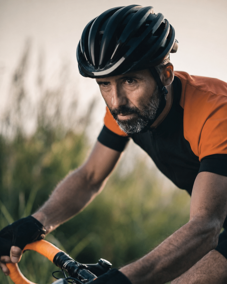 “In Sella con Lorenzo”, una pedalata benefica per sostenere l’IRST