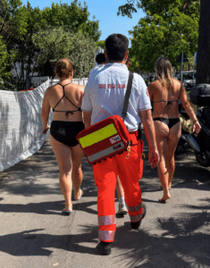 Il caldo non dà tregua: davanti alla spiaggia dell’AGIP malore per una giovane straniera