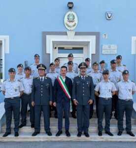 Controlli estivi della Finanza: irregolarità in negozi, lavoro e fisco