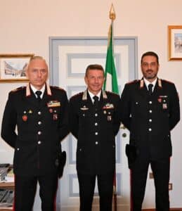 Salvarono una donna, riconoscimento per due carabinieri di Cesenatico