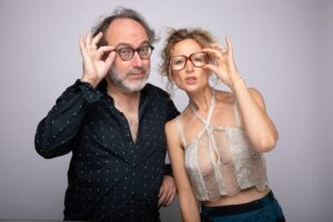 Marta e Gianluca all’Arena Barrocci: risate e satira verso il gran finale