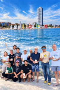Frasassi, un duello all’ultima prua per salutare il mare