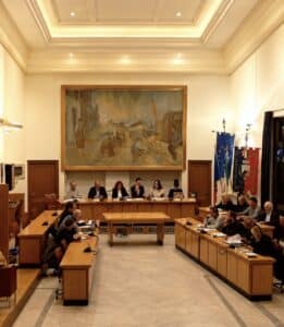 Parcheggi, maggioranza e opposizione unite: tariffe ferme nel 2027
